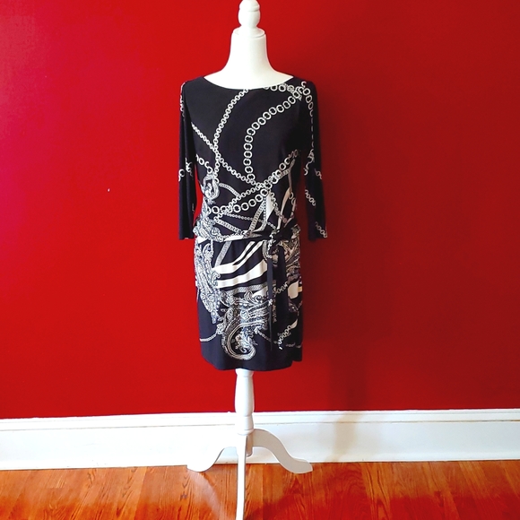 White House Black Market- black & white "Hermes-style print" dress, Sz Small - Picture 2 of 7